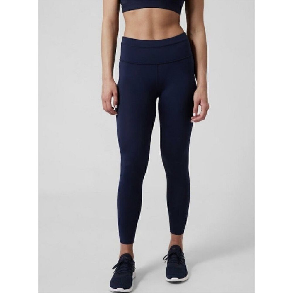 ATHELA- Women’s Navy Blue Accelerate 7/8 Tight Leggings,  Size Medium